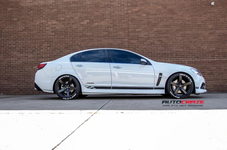 HOLDEN-COMMODORE-FRC-FLAT-BLACK